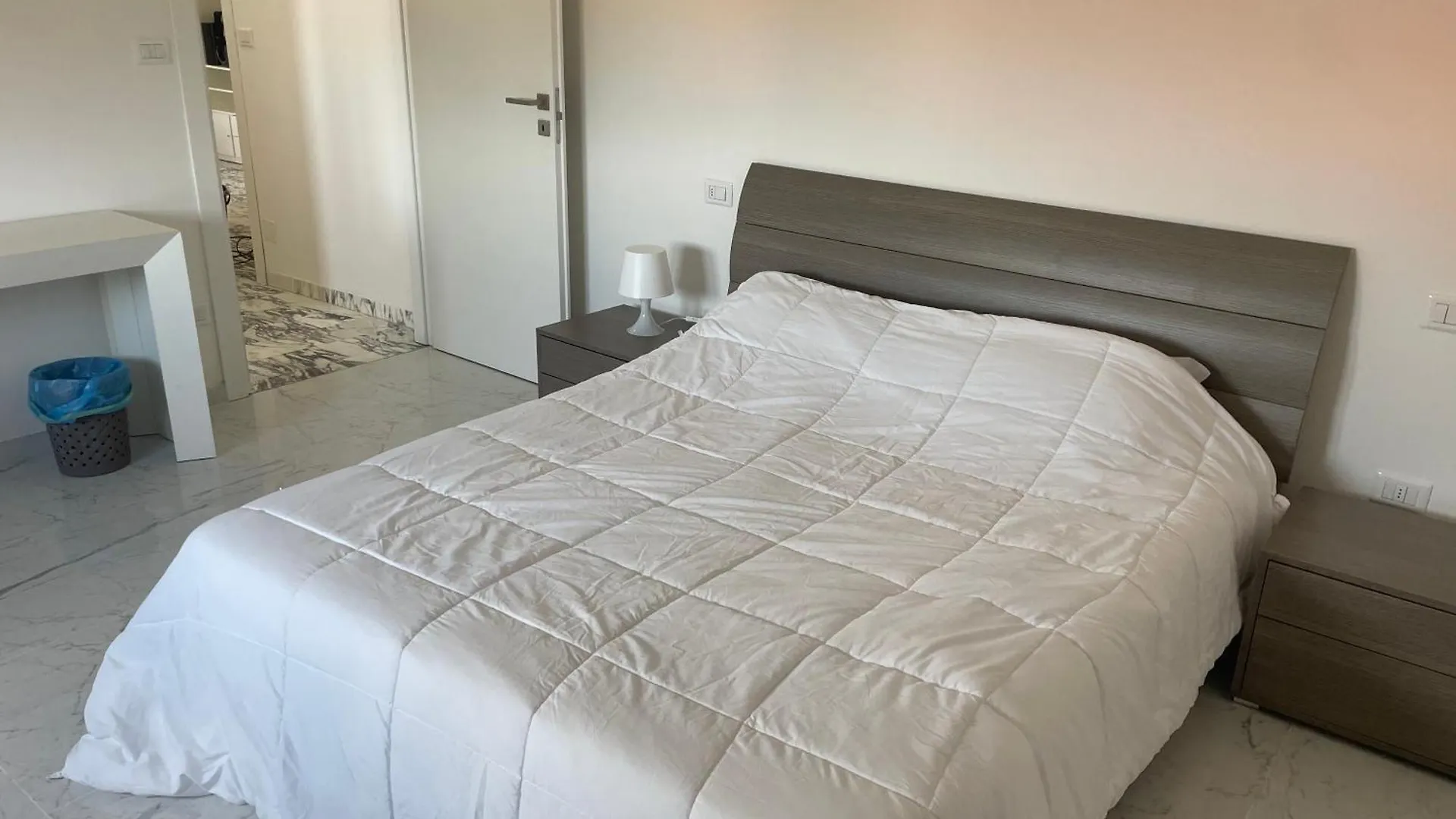 Guest house Attico Marsiglie Hotel Casal Fiumanese